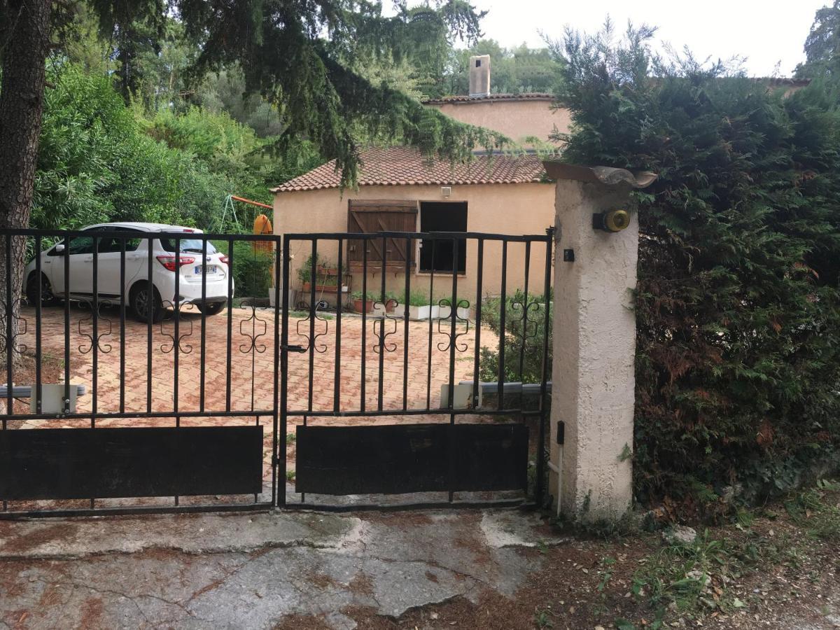 Le Cannet, Chambre à l'étage d'une maison avec piscine Exterior foto