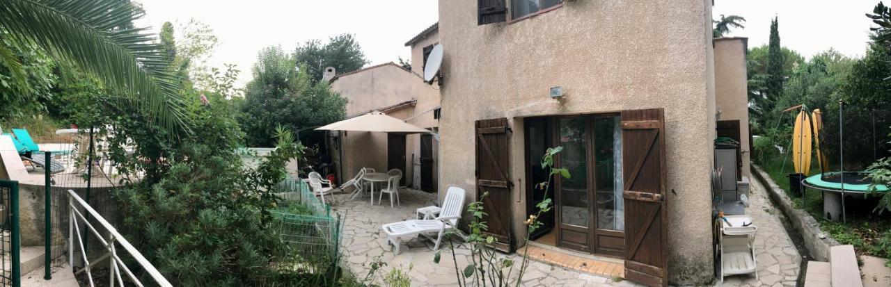 Le Cannet, Chambre à l'étage d'une maison avec piscine Exterior foto